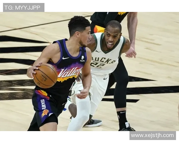 昔日恩怨再现！布克与老队友狭路相逢